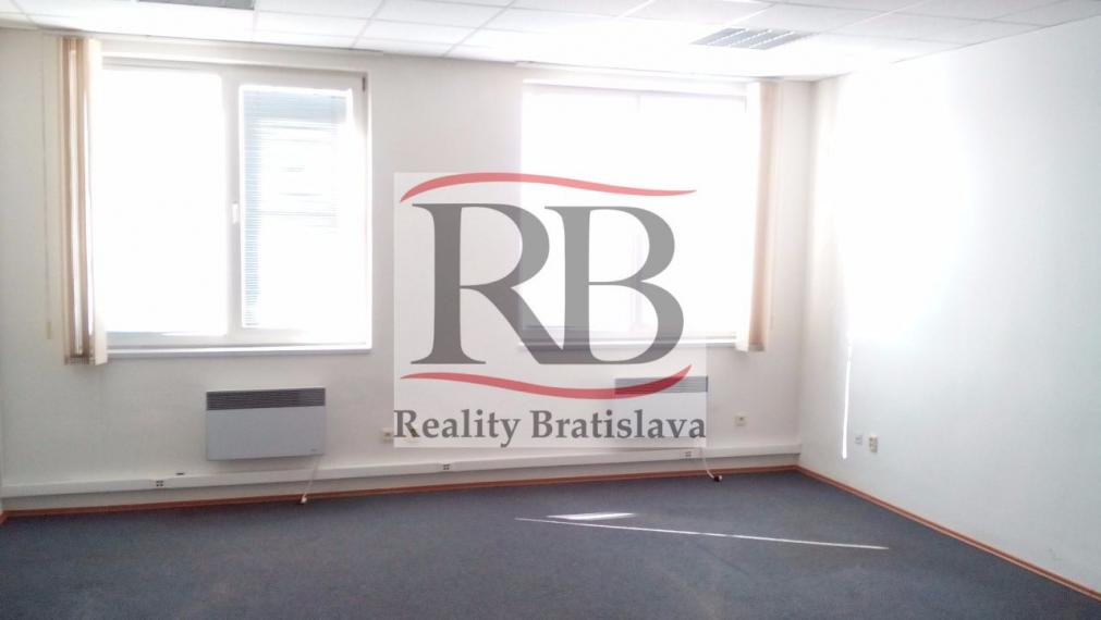 Kancelárske priestory na Hattalovej ulici, BA3