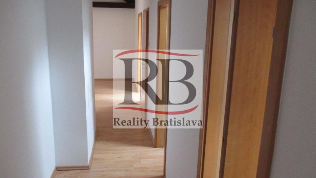 Kancelárie, Palisády, Bratislava I