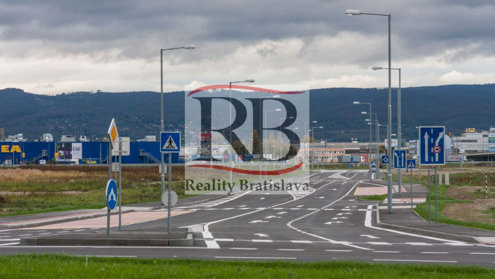 Stavebný pozemok, Galvaniho, Bratislava II, Pharos park, 3000m2