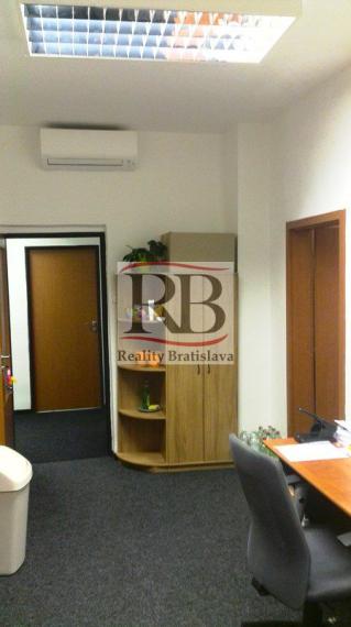 Kancelársky priestor na prenájom, Studená, Bratislava II, 200m2