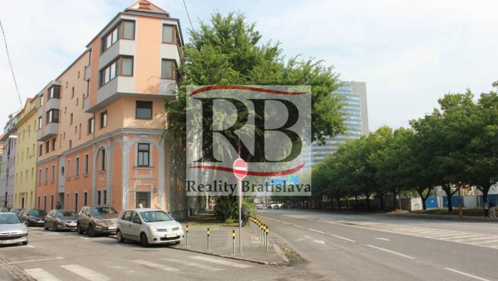 Kancelárske priestory na prenájom, Ulica 29. augusta, Bratislava I, 18,46m2