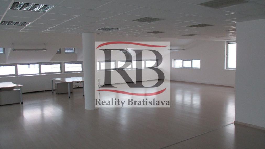 Open-space kancelárske priestory v Starom Meste na Palisádach