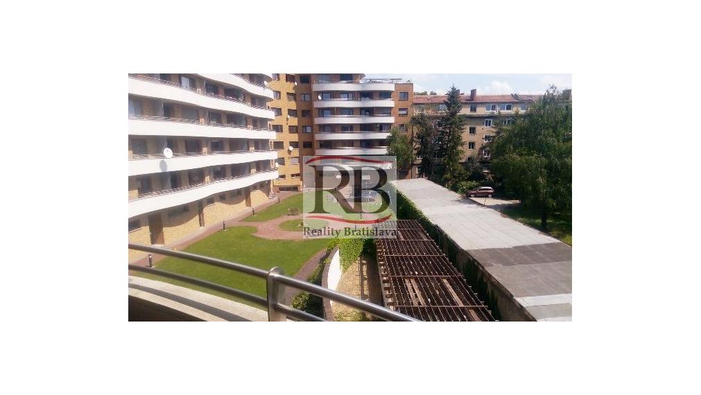 Kancelárie na prenájom, Svätoplukova - Ružinov