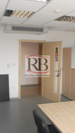 Kancelárske priestory na Krajnej ulici, Ružinov