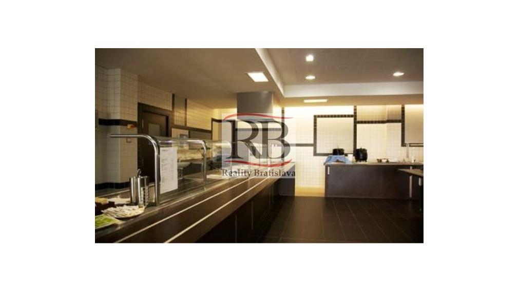 Kancelársky a skladový priestor v mestskej časti Vajnory