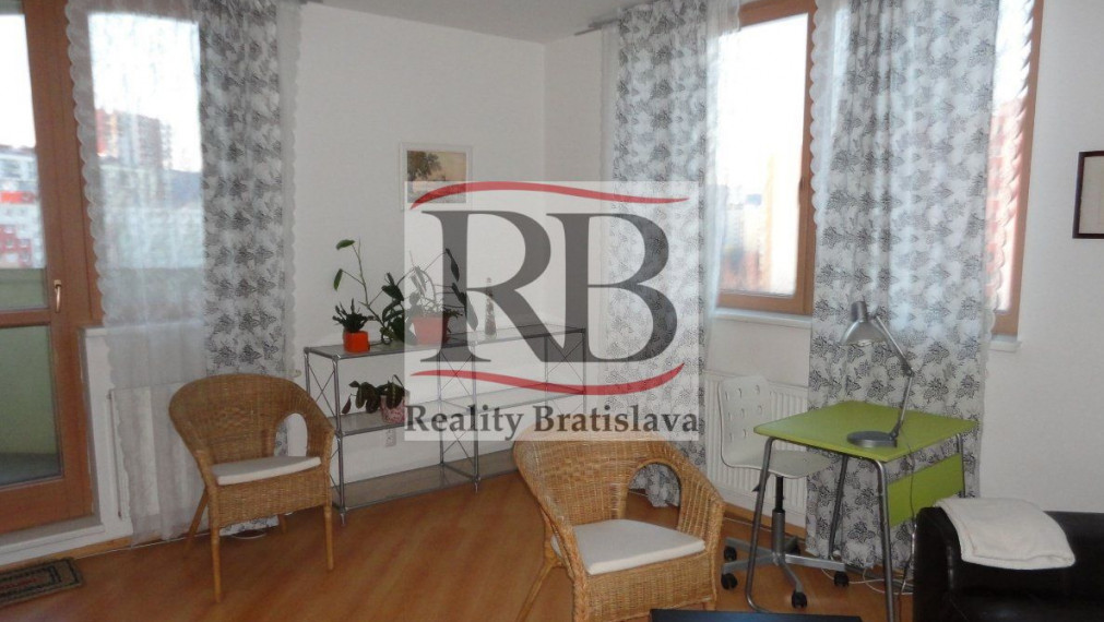 Ponúkame na prenájom 1 izbový byt na ulici Záhradnícka, Ružinov, Bratislava