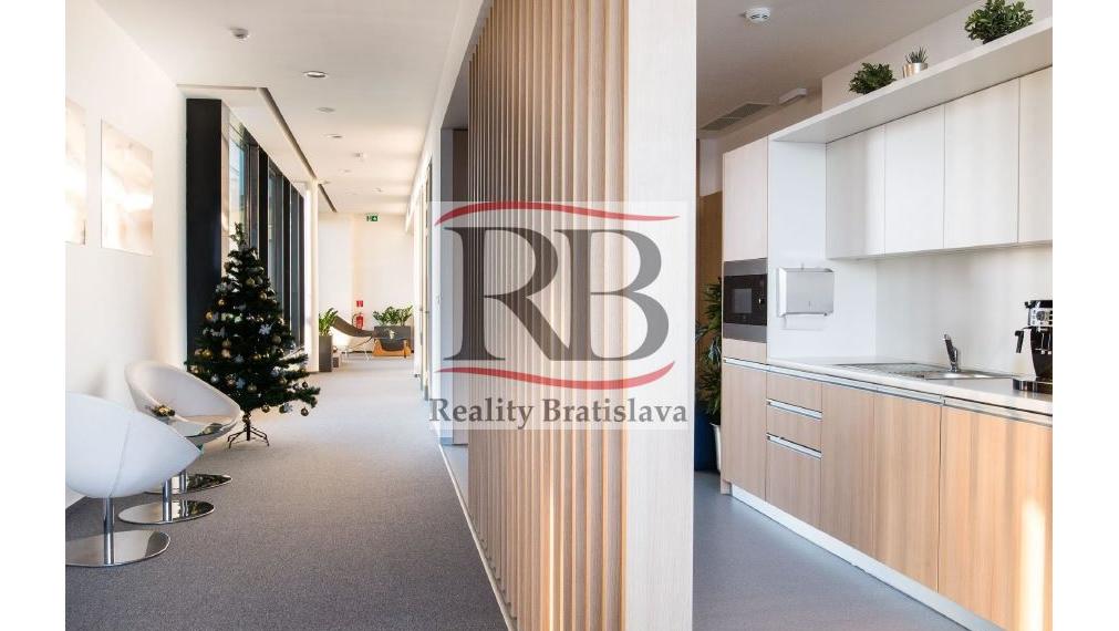 Prestížne kancelárie - exkluzívna butiková budova