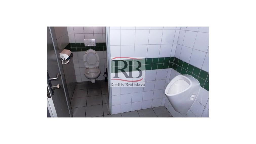 Obchodný priestor 363m² v BA I - Starom Meste na prenájom