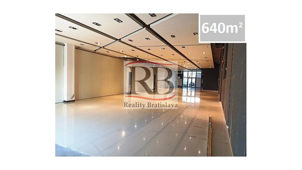 Obchodný priestor 640m² v Golden City na prenájom