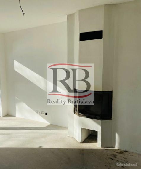 Rodinný dom na predaj - Jakubov