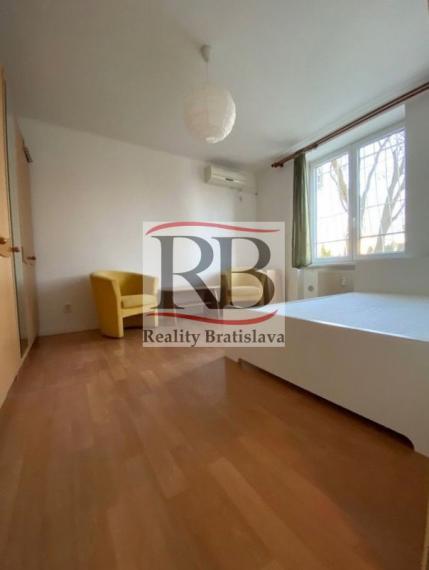 Na predaj 1-izbový byt na Doležalovej ulici, Ružinov