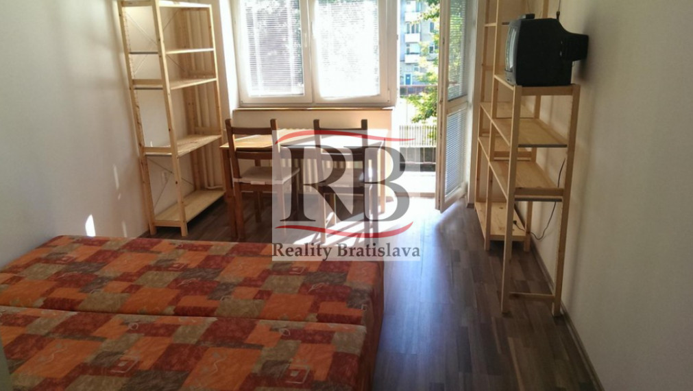 Garsónka v Rači - Pekná cesta na prenájom