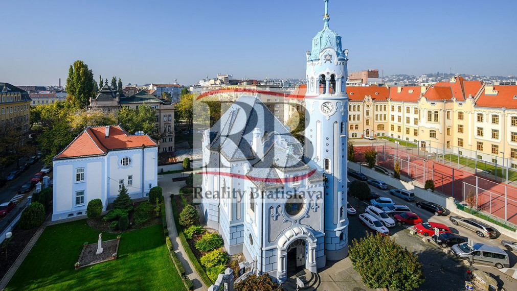 Zdravotnícke priestory v tesnej blízkosti Modrého kostolíka, Bratislava - Staré Mesto