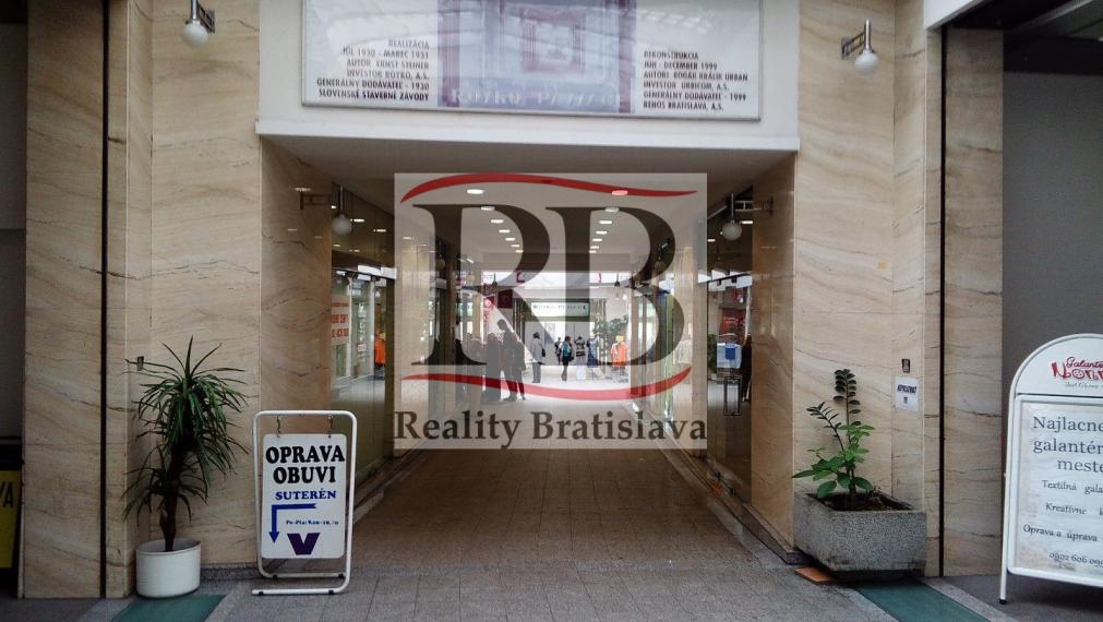 Obchodné priestory v ROYKO PASSAGE na Obchodnej, Bratislava I