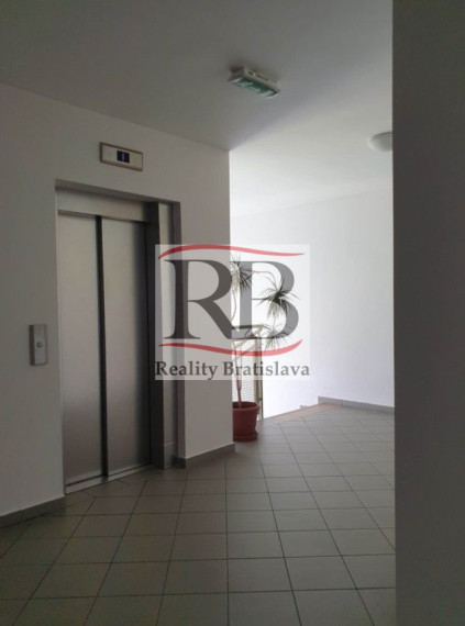 Novostavba 2i bytu s parkovaním v Petržalke na prenájom