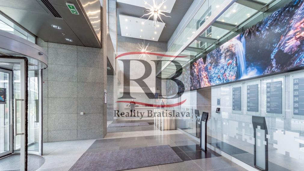 Kancelárske priestory v renomovanej budove Tower 115, Bratislava I