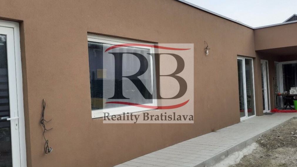 Predaj rodinného domu v BA II - Rebarborova ulica