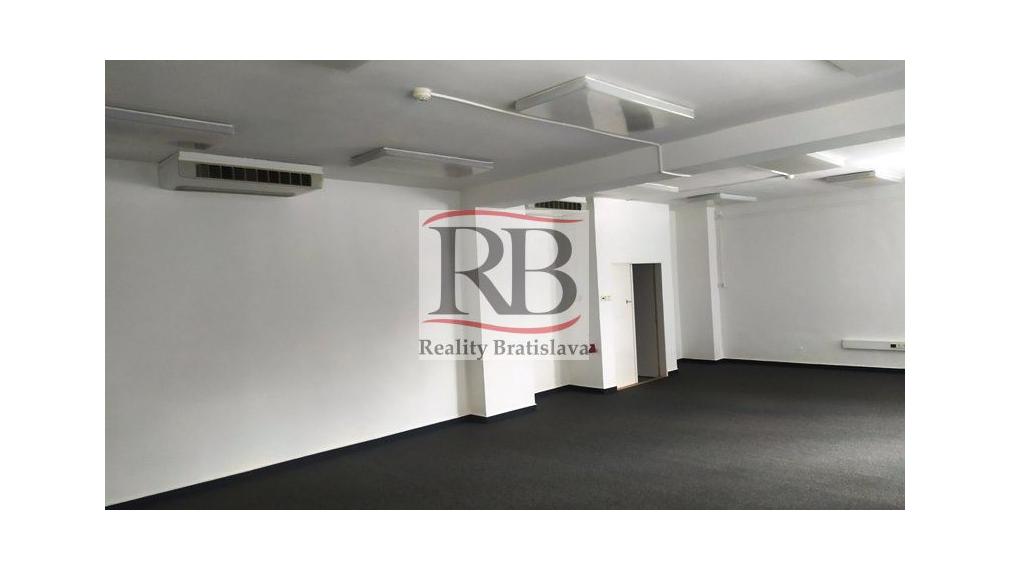 Kancelária 72,9m² v BA III na prenájom