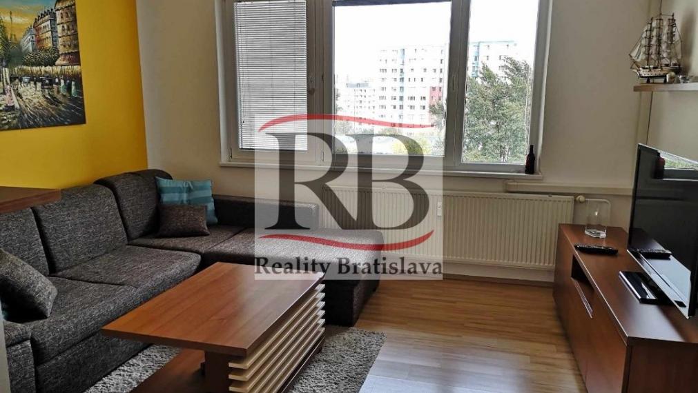 Dvojgarsónka deluxe v Bratislave - Petržalke na predaj