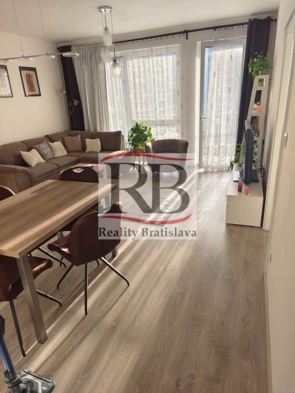 Pekný 2i byt s parkovacím miestom v projekte Nuppu 2 na predaj