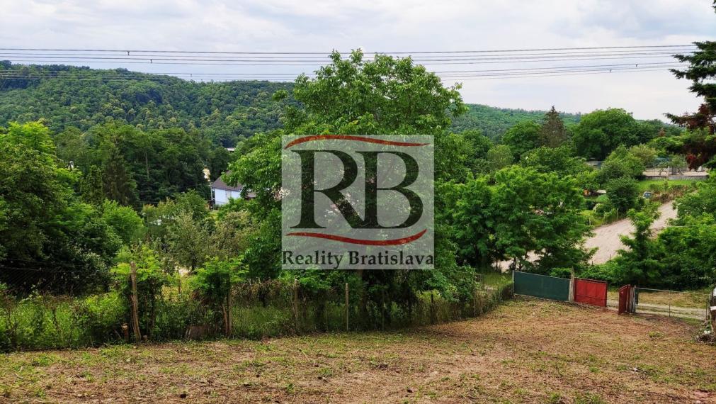 Na predaj pozemok v Stupave, časť Nová Hora