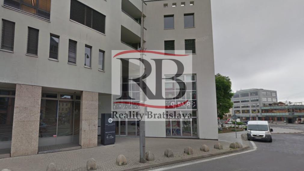 Obchodné priestory v tesnej blízkosti Prezidentského paláca, EUROPEUM TOP