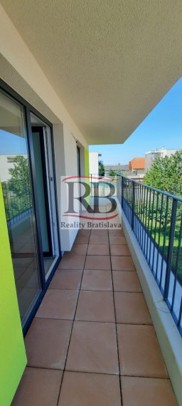 Novostavba 5 izbového rodinného domu