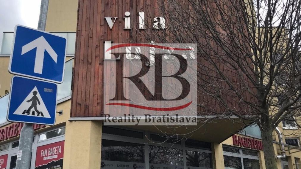 Garážové státie 12 m2 na Kríkovej ulici, Vila Lujza na predaj