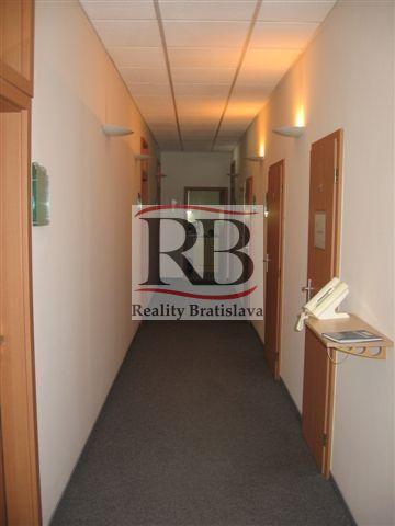 Kancelárske priestory na prenájom - ul. Bohrova, Bratislava V
