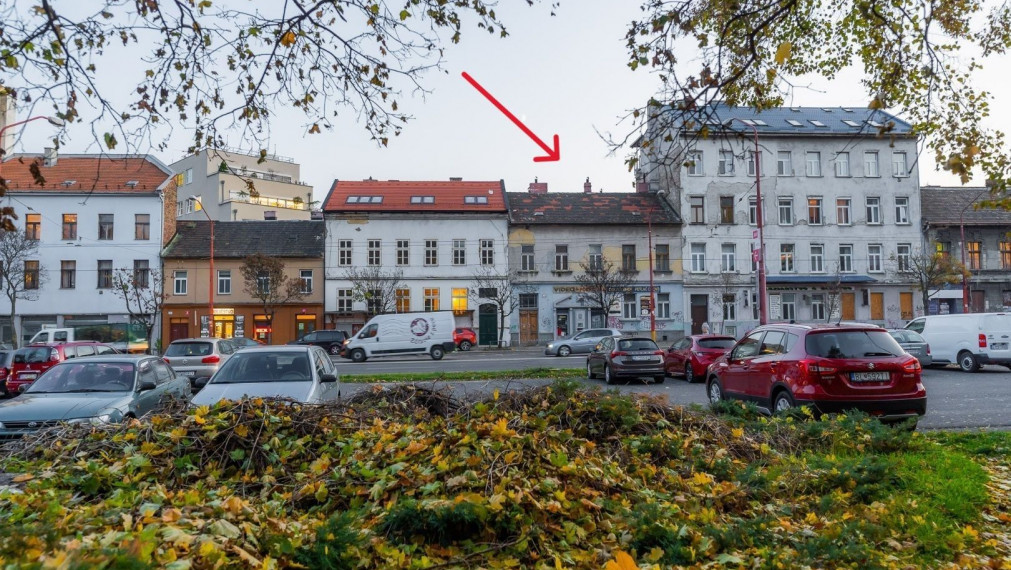EXKLUZÍVNE: Na predaj bytový objekt a menší dom v srdci Bratislavy