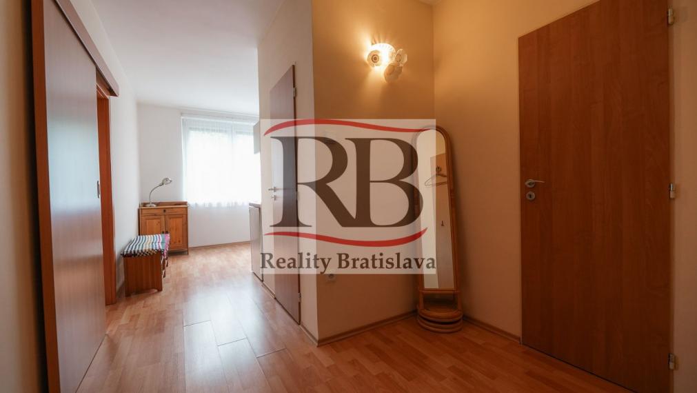 Príjemný 1 izbový byt v Ružinove, Nezábudková ul.