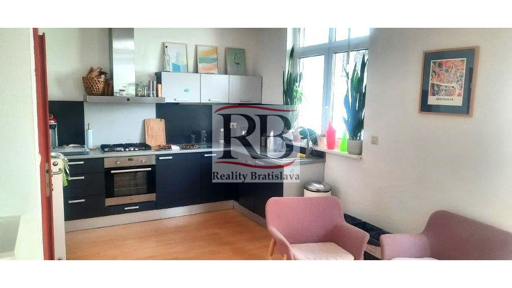 Komerčné priestory na prenájom - Bratislava I