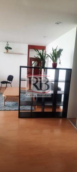 Komerčné priestory na prenájom - Bratislava I