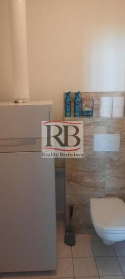 Komerčné priestory na prenájom - Bratislava I