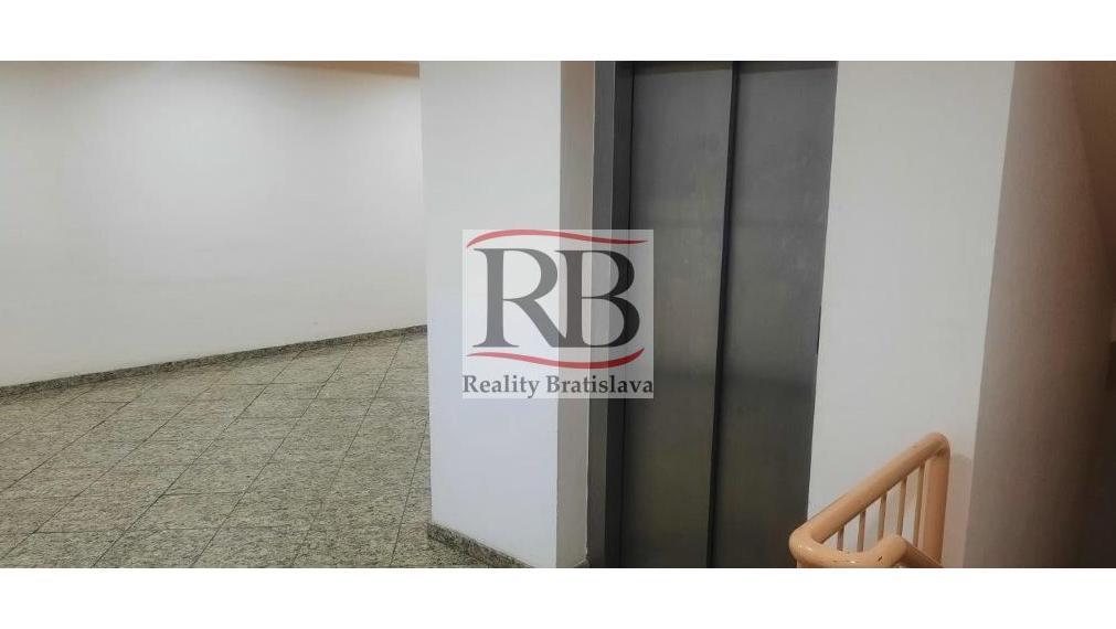 Komerčné priestory na prenájom - Bratislava I
