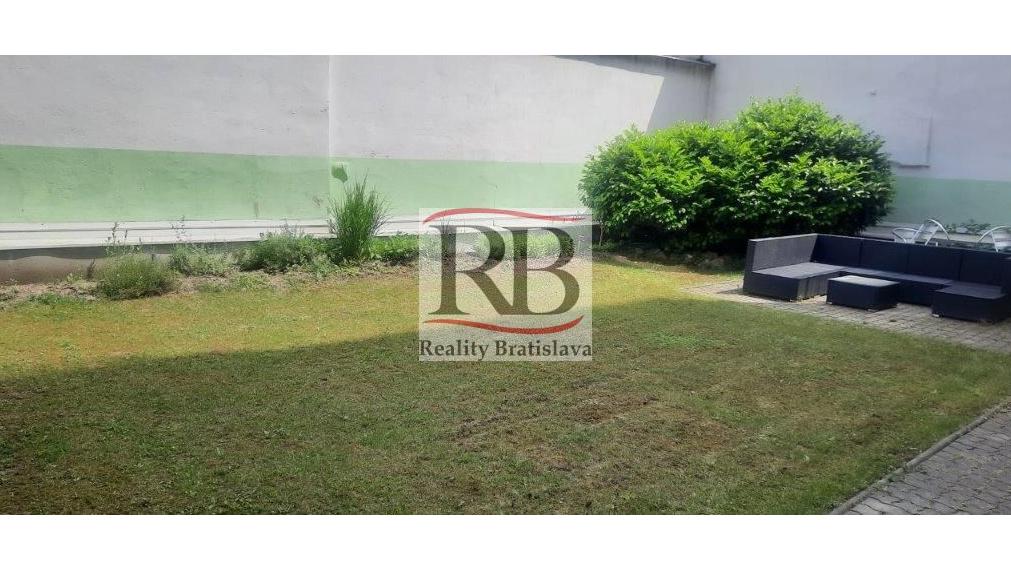 Komerčné priestory na prenájom - Bratislava I