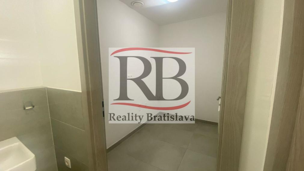 Obchodný priestor na prenájom - ul. Údernícka, Bratislava V 