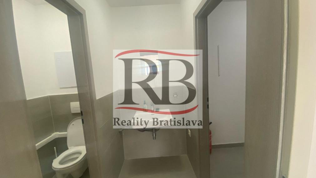 Obchodný priestor na prenájom - ul. Údernícka, Bratislava V 