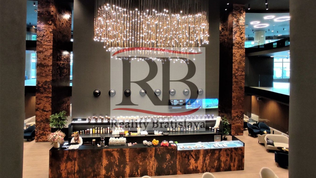 Obchodný priestor v exkluzívnej budove TOWER 5 v tesnej blízkosti štadióna Tehelné Pole, Kalinčiakova, BA3