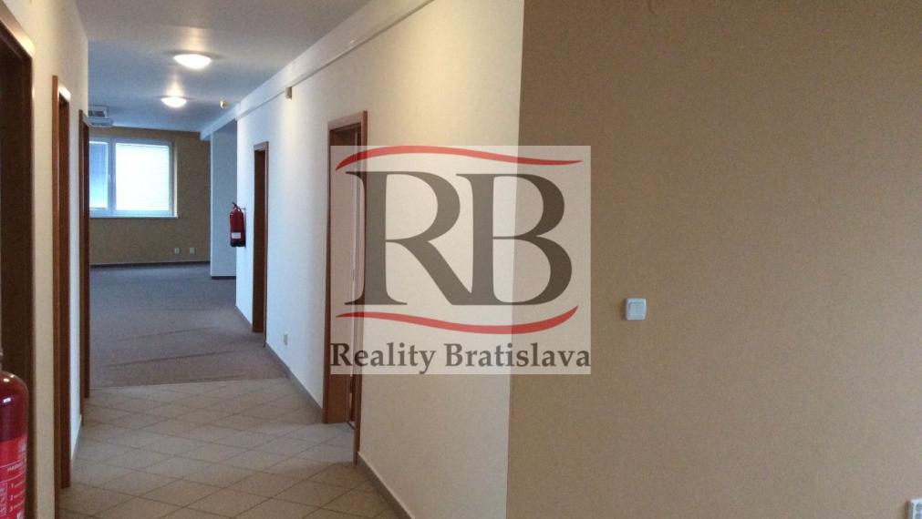 Kancelárie na prenájom, Dvojkrížna, Bratislava II