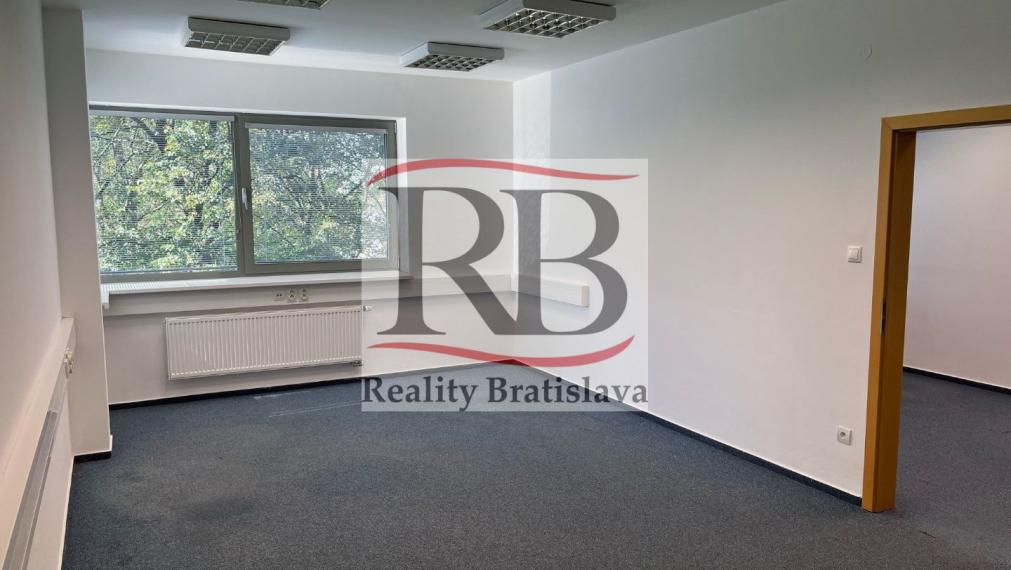Kancelária na prenájom v Bratislave v Ružinovskej novostavbe