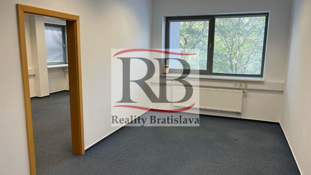Kancelária na prenájom v Bratislave v Ružinovskej novostavbe