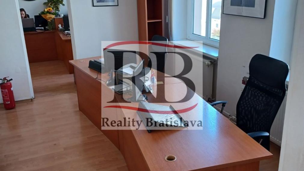 Kancelársky celok s možnosťou bývania, v blízkosti Hl. vlakovej stanice, Jelenia ulica- BAI