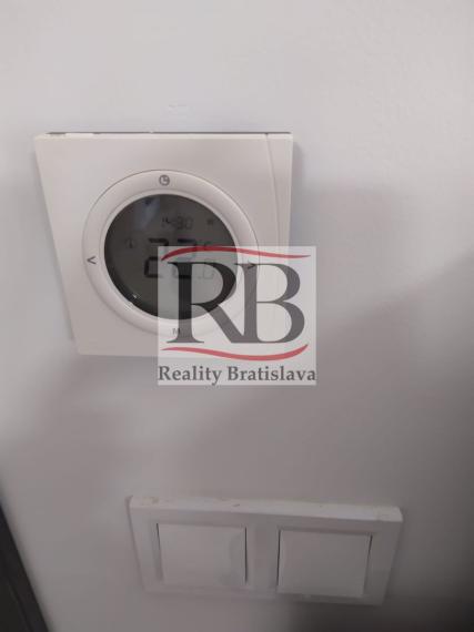 MIMORIADNA PONUKA !  2-izbový byt v novostavbe s parkovacím státím