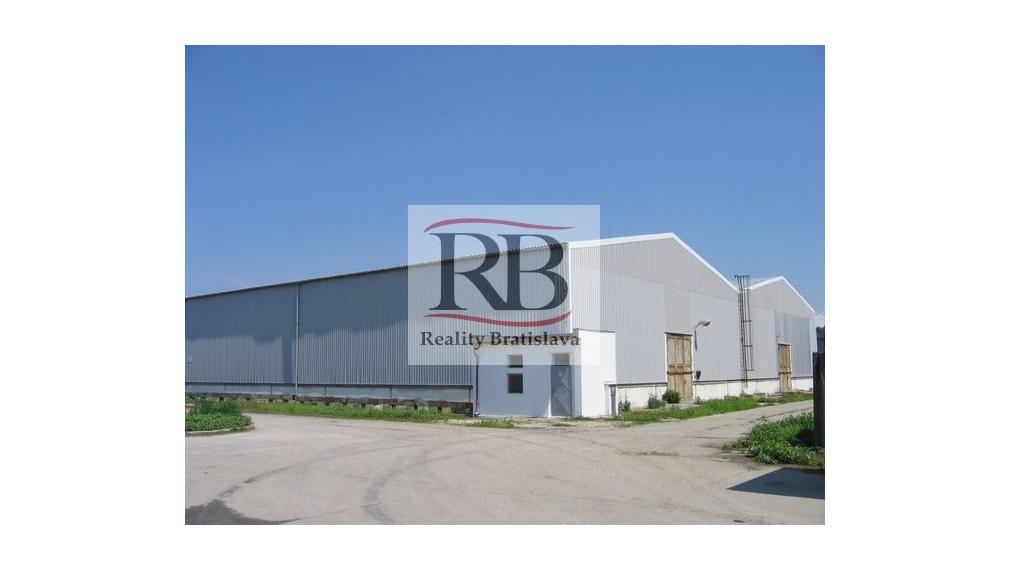 Skladová hala 3900 m2 na prenájom Trnava, Zavar