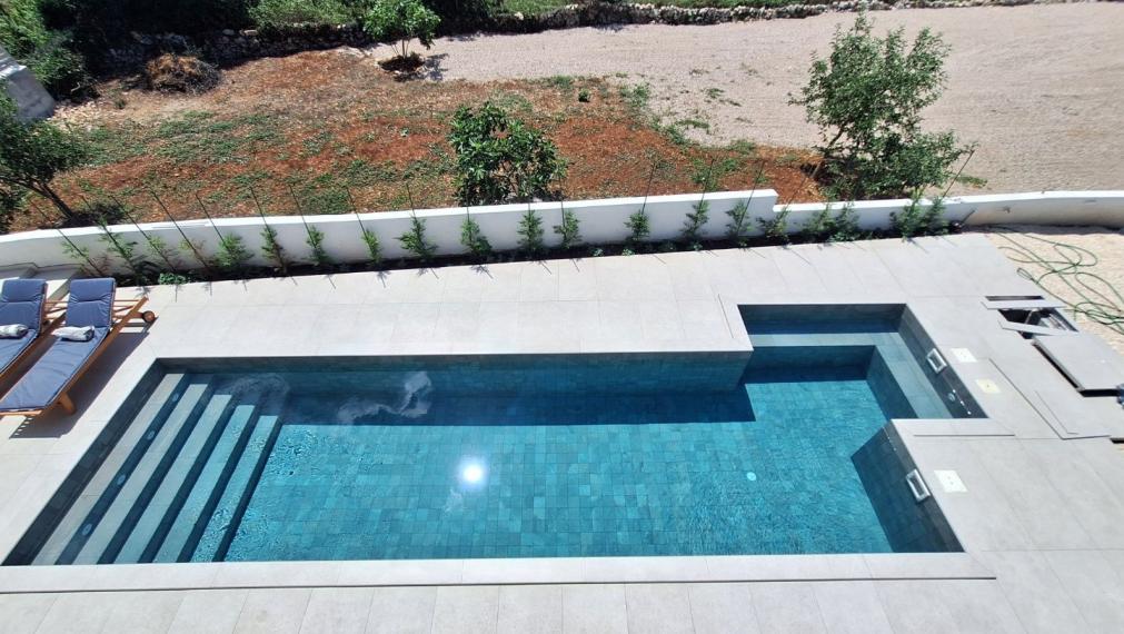 Vila s bazénom, 4 spálne, novostavba – oblasť Šibenik