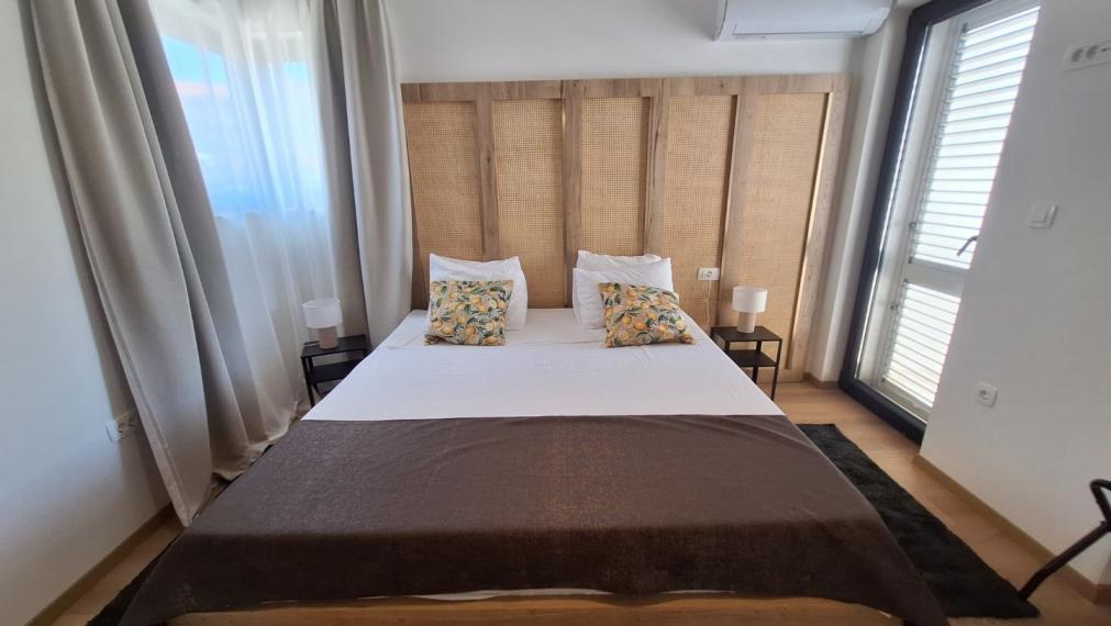 Vila s bazénom, 4 spálne, novostavba – oblasť Šibenik