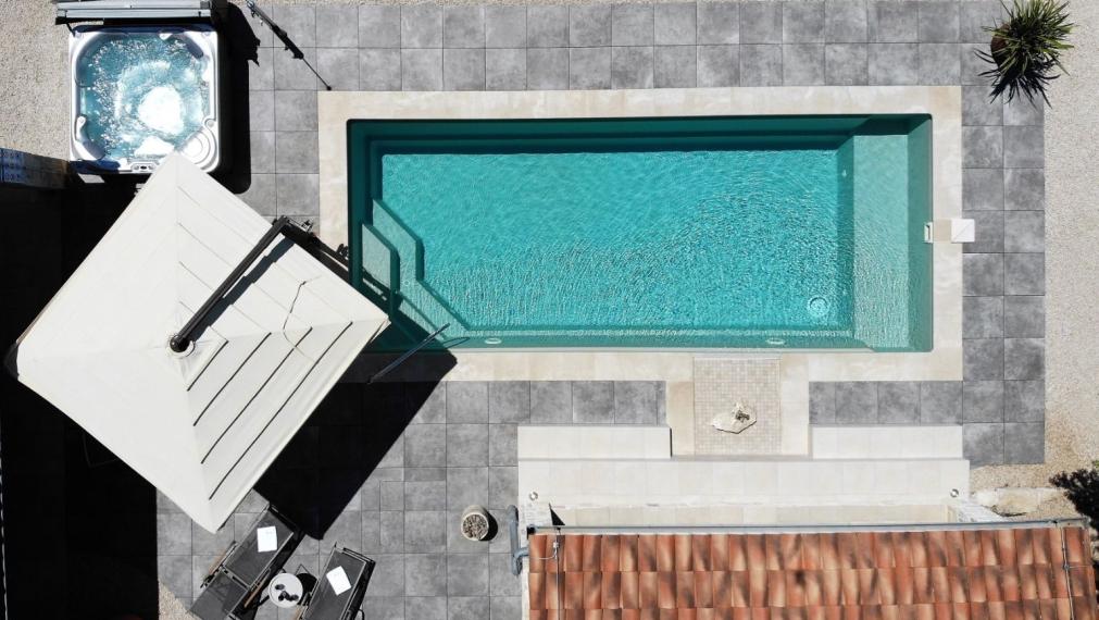 Dom s bazénom a záhradou, Martinska – Šibenik