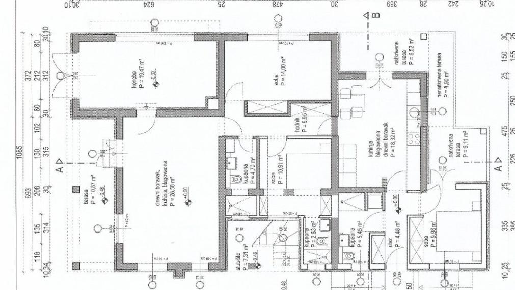 Novozrekonštruovaný dom 287 m², 6 apartmánov, 100 m od mora, Zaton, Zadar