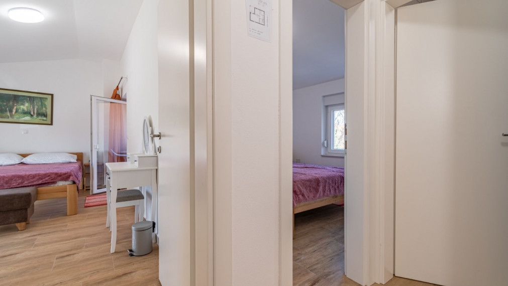 ISTRIA, TINJAN – Dvojdom s bazénom INVESTIČNÁ PRÍLEŽITOSŤ